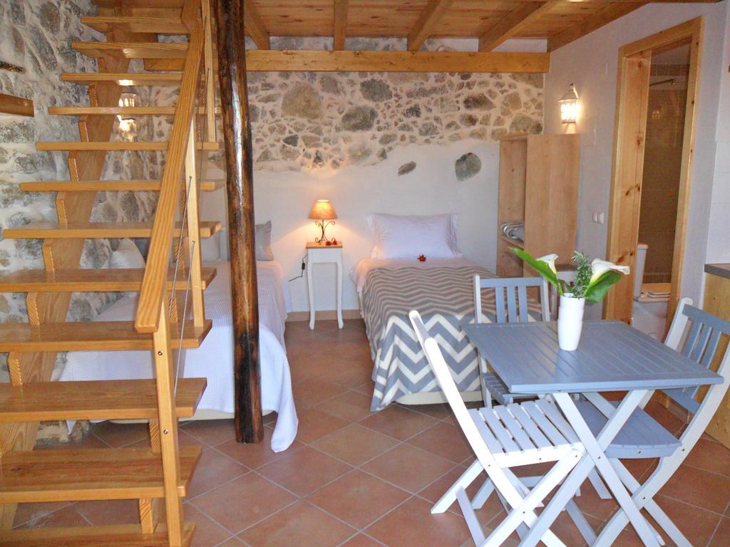 Quinta Do Tempo Turismo Rural 蒙希克 客房 照片